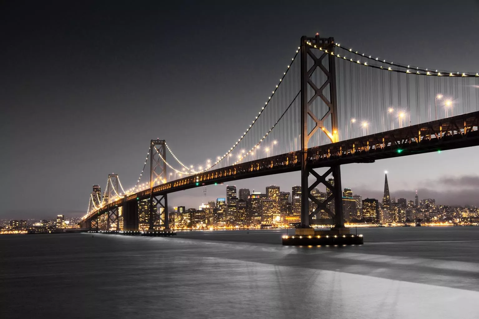 ''Bridge Escape'' Tempered Glass